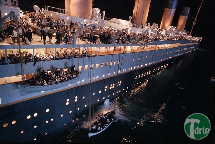 titanic 7.png : 타이타닉 침몰 100주기.jpg