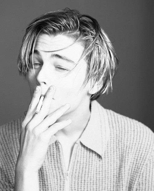 black and white, cigarette, leonardo dicaprio, portrait, smoker